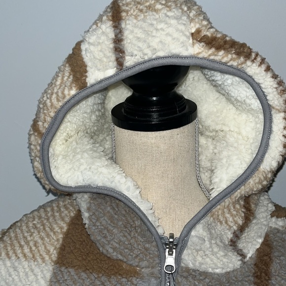 Weatherproof Women's Reversible Ultra Cozy Plush Fleece Plaid Jacket size Medium - Picture 2 of 8